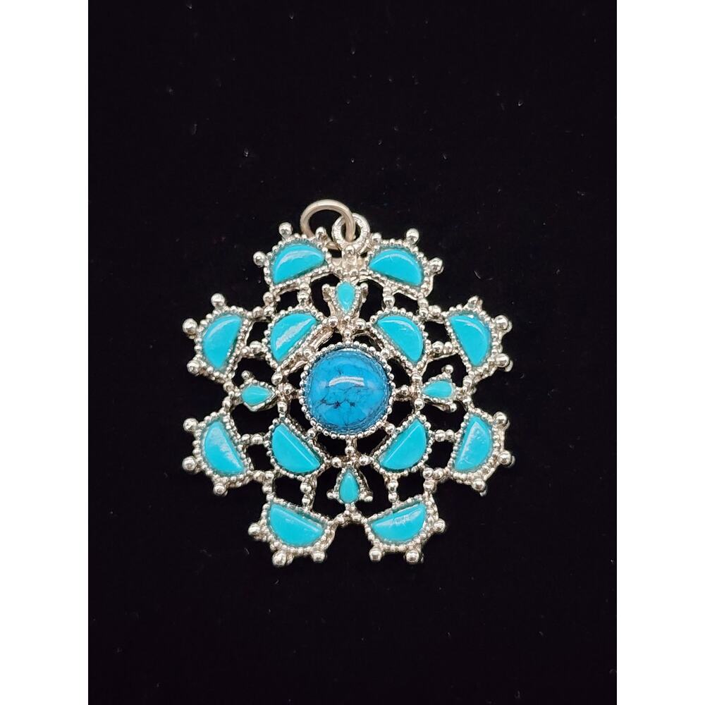Vintage Southwest Inspired Faux Turquoise Pendant, Silver Tone Star Style